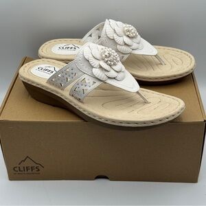 Cliffs White Mountain Cynthia Sandals White Size 9M